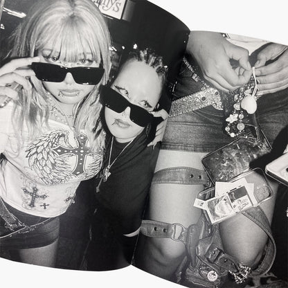 A FLEETING SUMMER - YOUNG HAMA